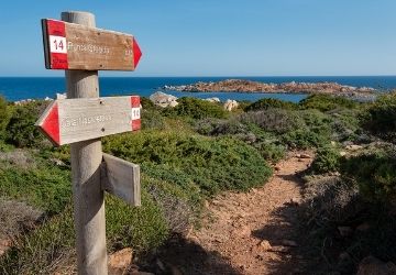 La rete dei sentieri del Parco si rif� il look